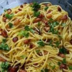 Spaghetti Aglio e Olio with Crispy Bacon: A Deliciously Easy Recipe